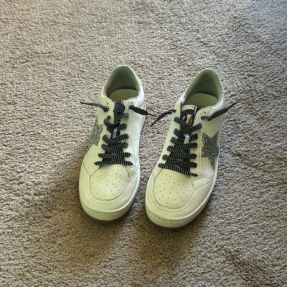 Size 9 sneakers